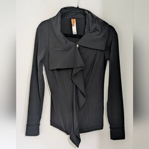 LUCY Sweatshirt Jacket Asymmetrical Ruffle Zip Front Black SIZE XS athletic EUC